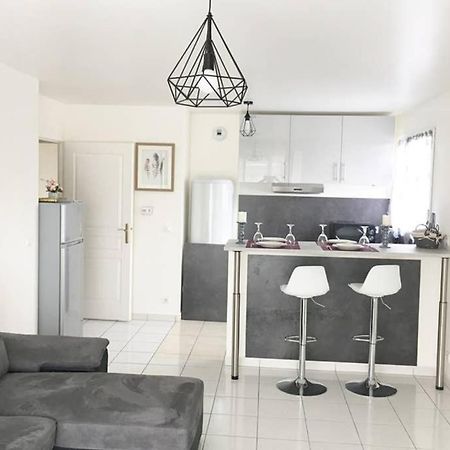 Superbe Appartement Lumineux Proche Disney Montevrain Ngoại thất bức ảnh
